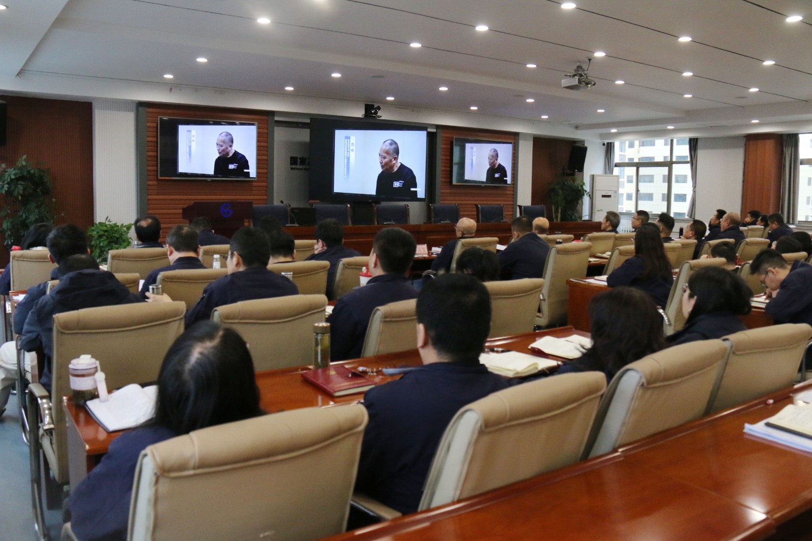 IMG_1136.jpg IMG_1136.jpg